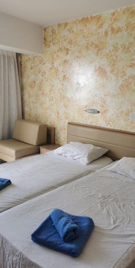 Simos Magic Beach Hotel Apts Ayia Napa Bagian luar foto
