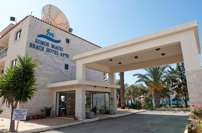Simos Magic Beach Hotel Apts Ayia Napa Bagian luar foto