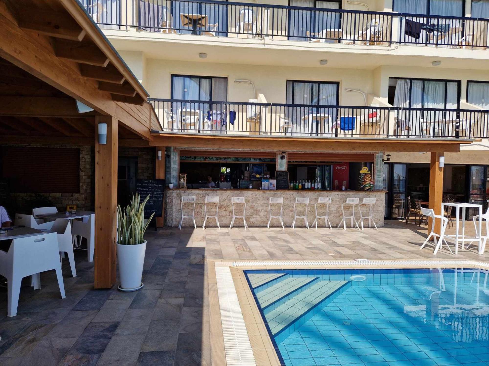 Simos Magic Beach Hotel Apts Ayia Napa Bagian luar foto