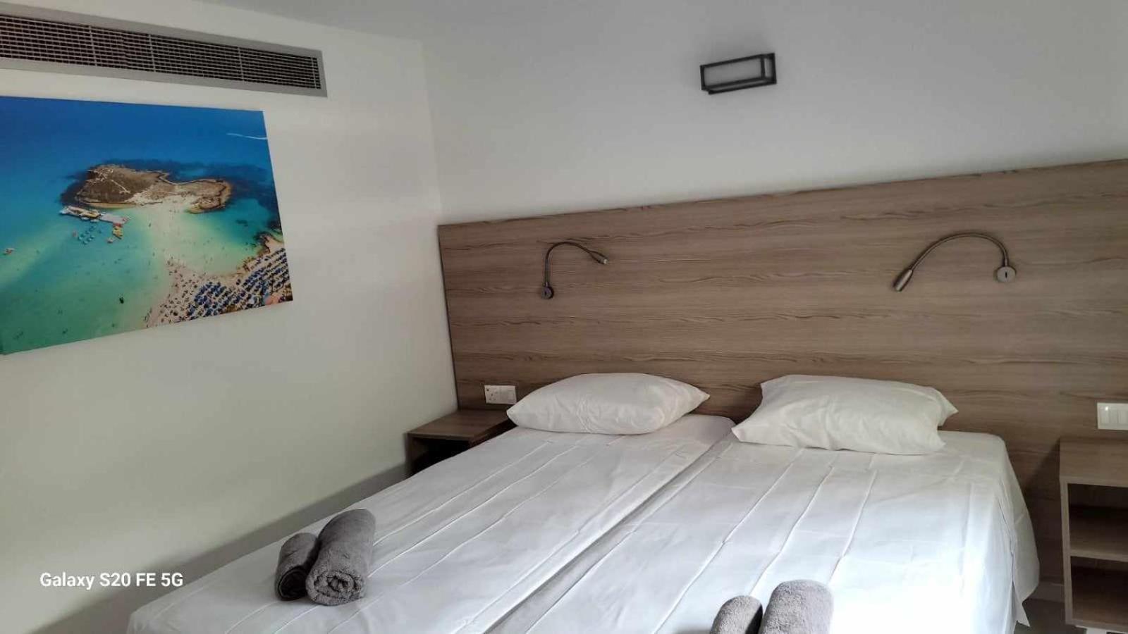 Simos Magic Beach Hotel Apts Ayia Napa Bagian luar foto