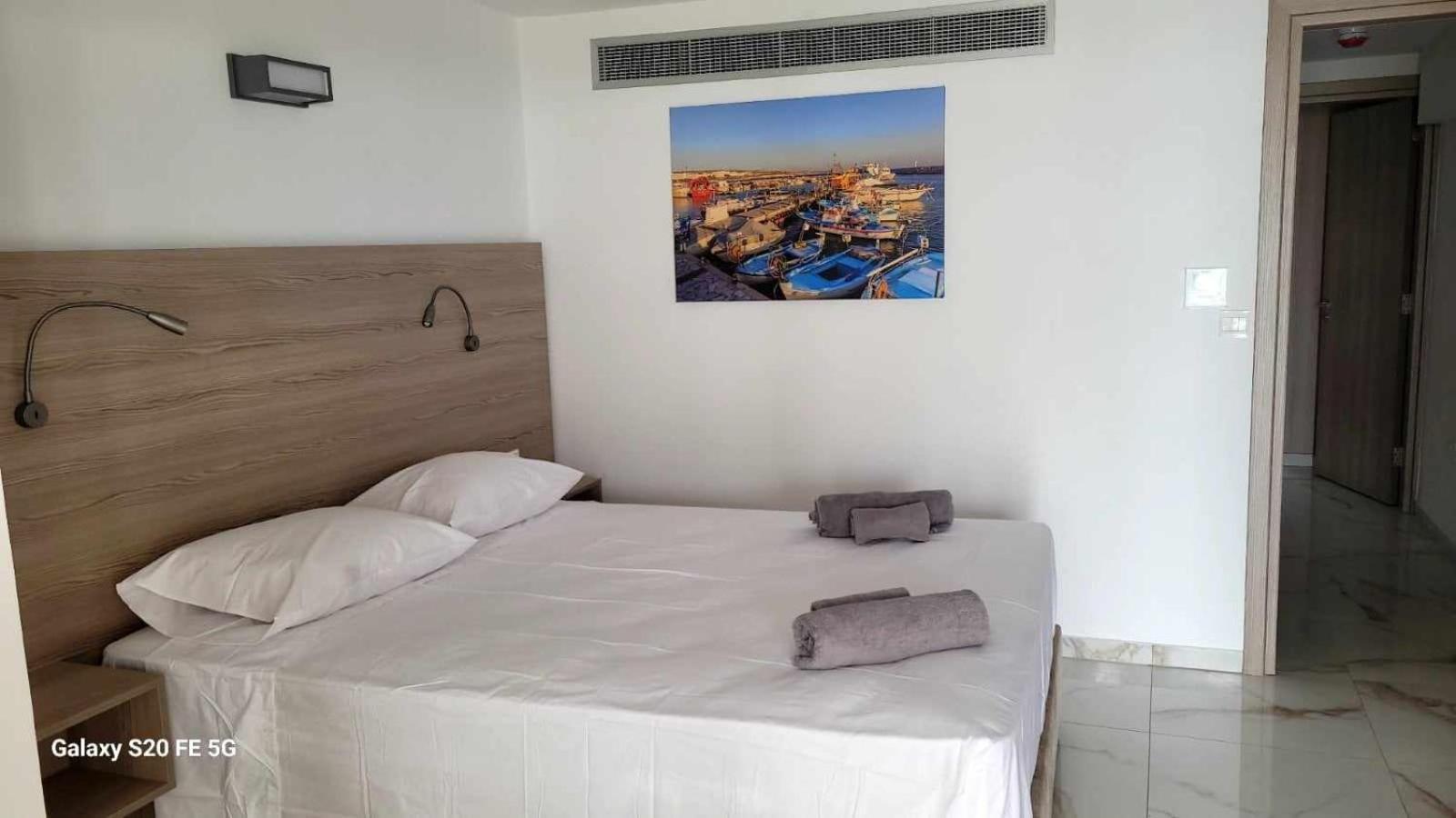 Simos Magic Beach Hotel Apts Ayia Napa Bagian luar foto
