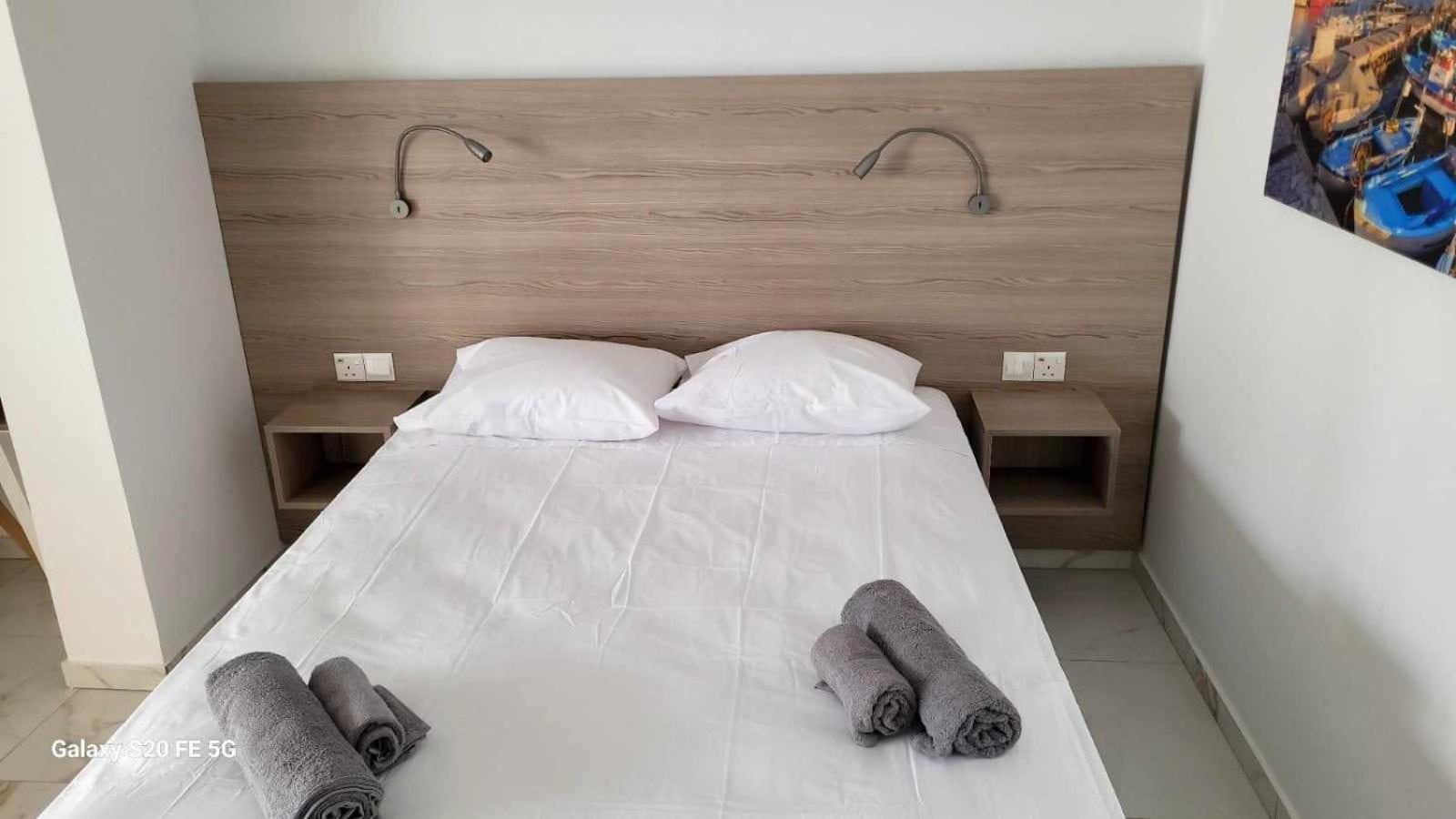 Simos Magic Beach Hotel Apts Ayia Napa Bagian luar foto