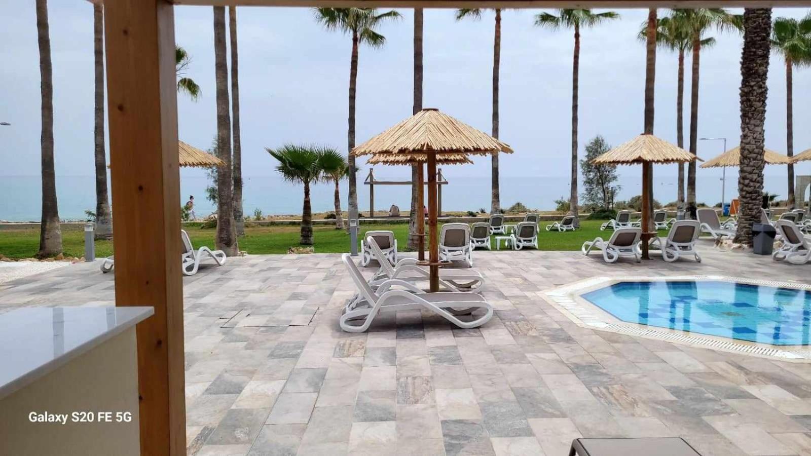 Simos Magic Beach Hotel Apts Ayia Napa Bagian luar foto