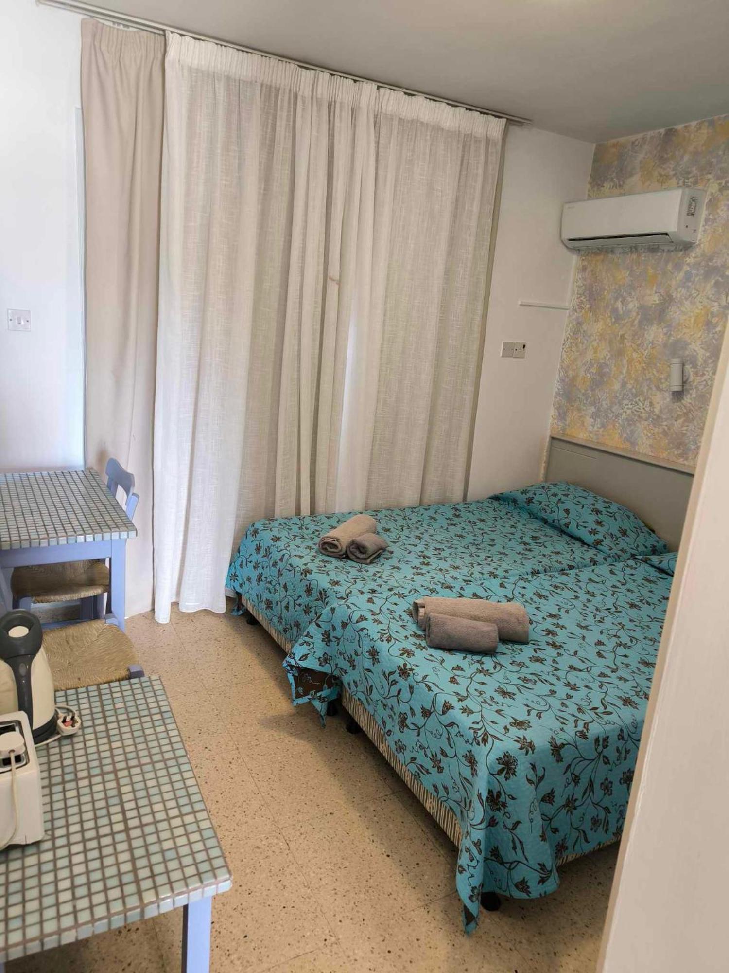 Simos Magic Beach Hotel Apts Ayia Napa Bagian luar foto